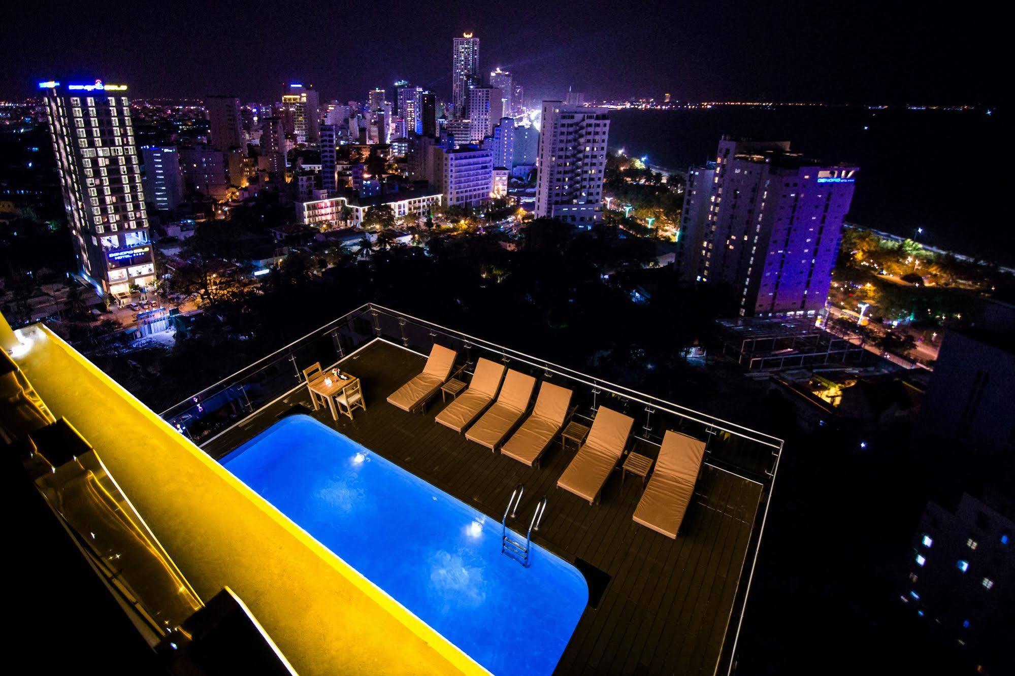 An Vista Hotel Nha Trang Buitenkant foto